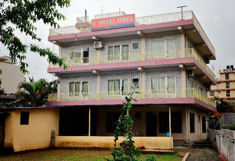 Oyo 575 Api Suites Pokhara Dış mekan fotoğraf