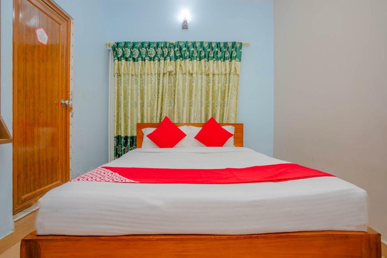 Oyo 575 Api Suites Pokhara Dış mekan fotoğraf