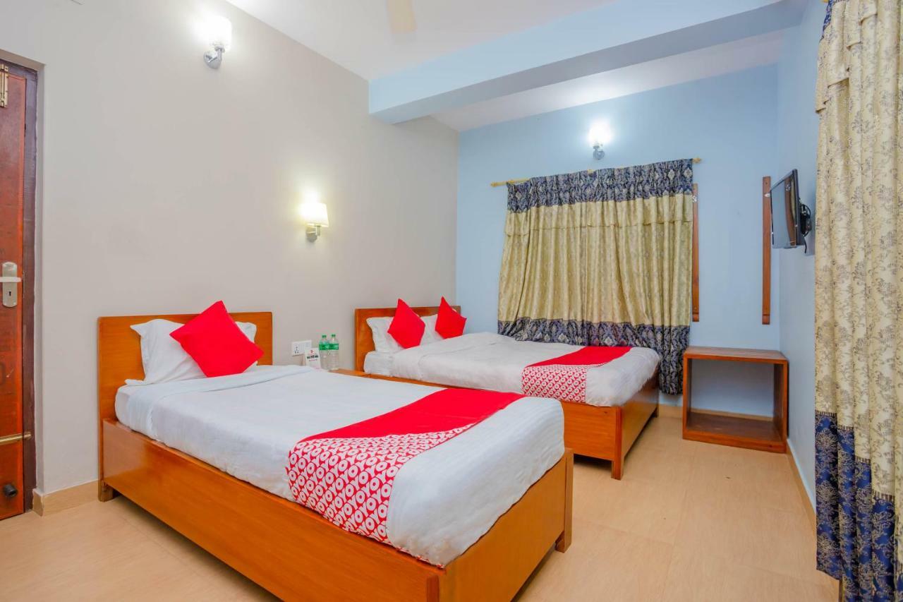Oyo 575 Api Suites Pokhara Dış mekan fotoğraf